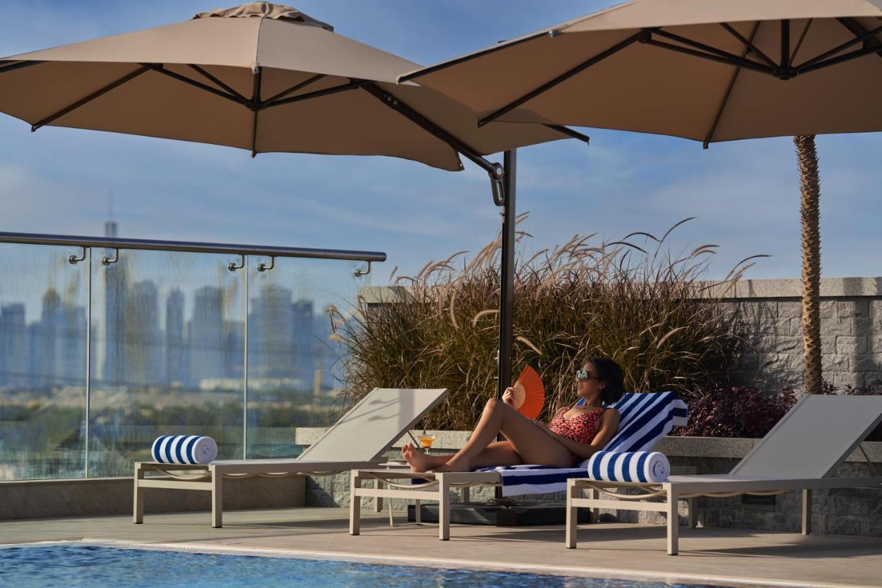 Novotel Jumeirah Village Triangle Dubai Bagian luar foto