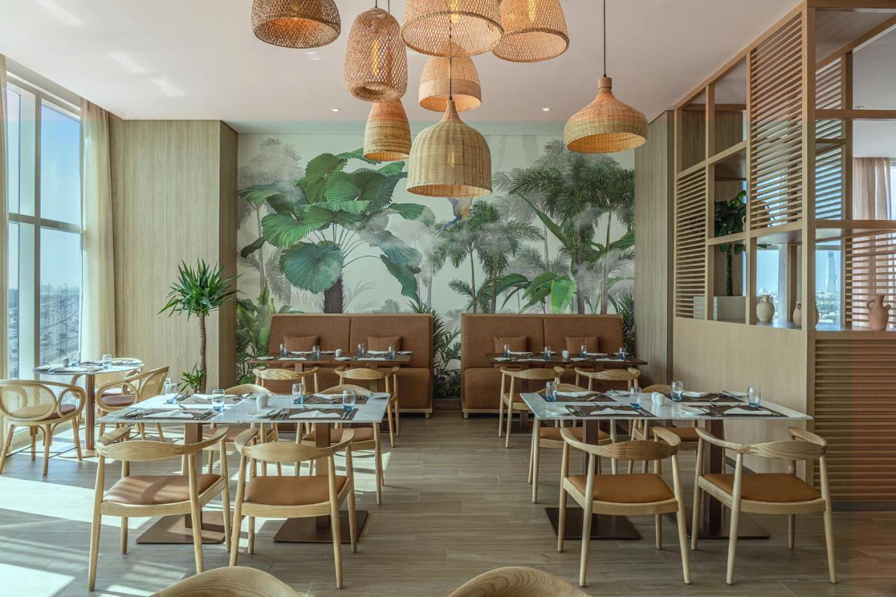 Novotel Jumeirah Village Triangle Dubai Bagian luar foto