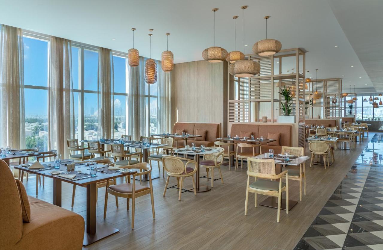 Novotel Jumeirah Village Triangle Dubai Bagian luar foto