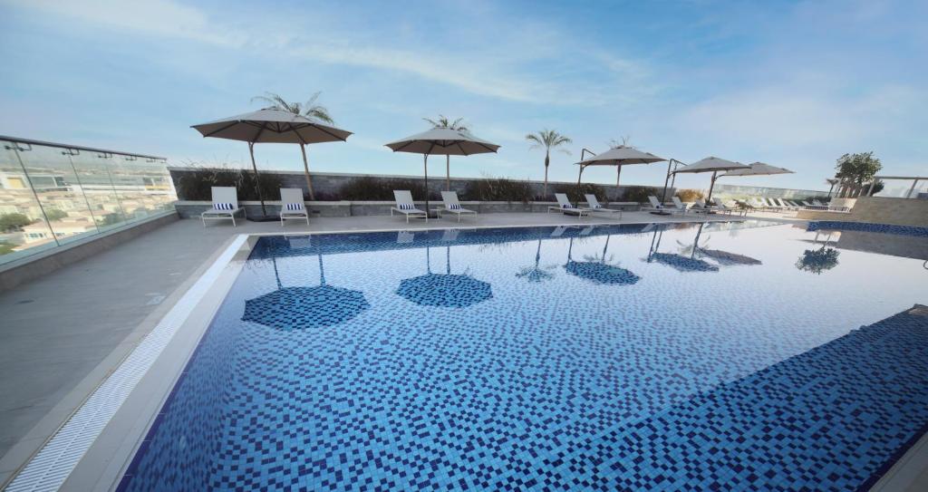 Novotel Jumeirah Village Triangle Dubai Bagian luar foto
