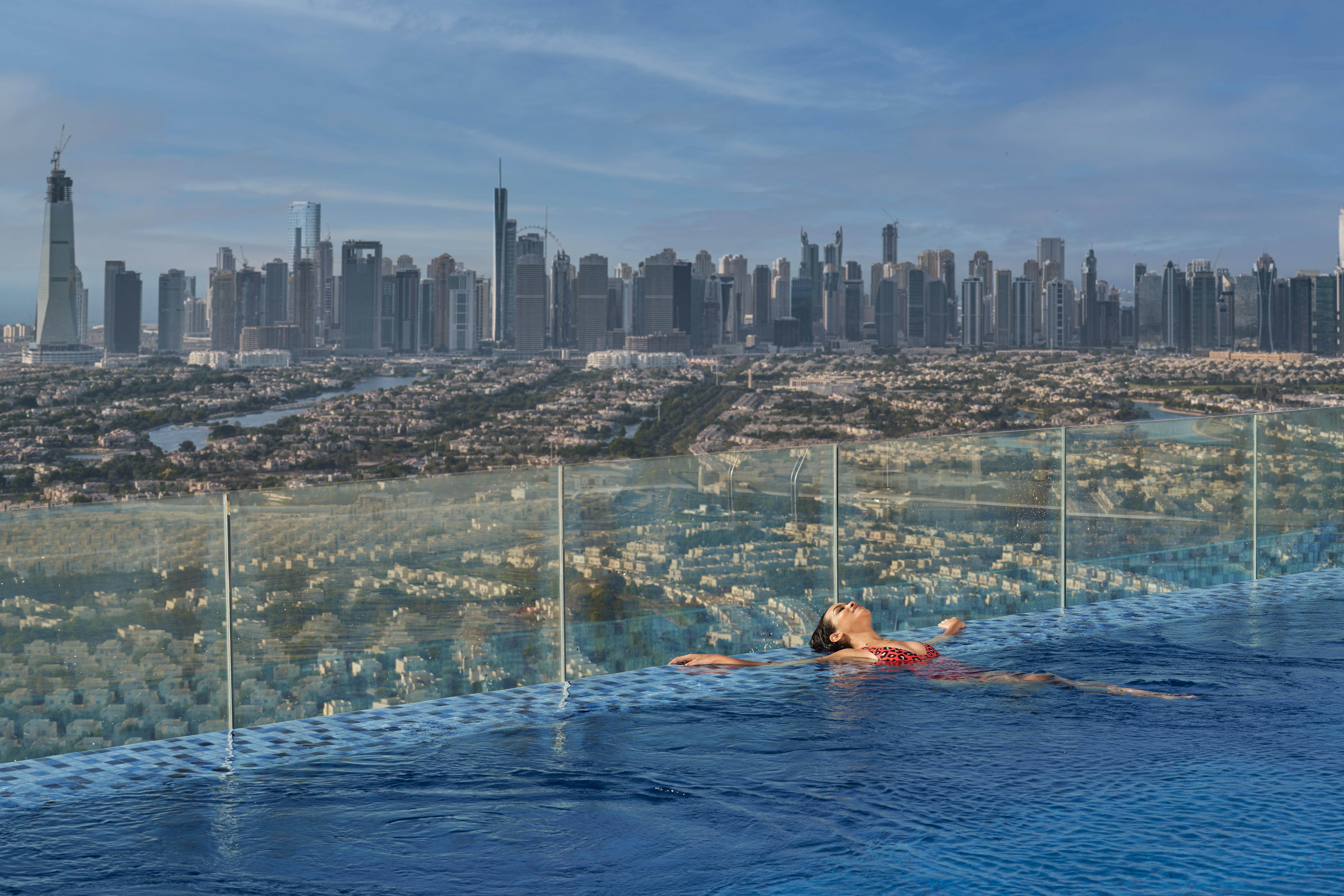 Novotel Jumeirah Village Triangle Dubai Bagian luar foto