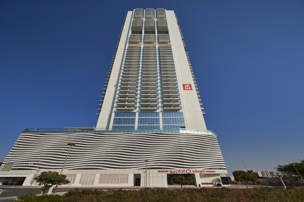 Novotel Jumeirah Village Triangle Dubai Bagian luar foto